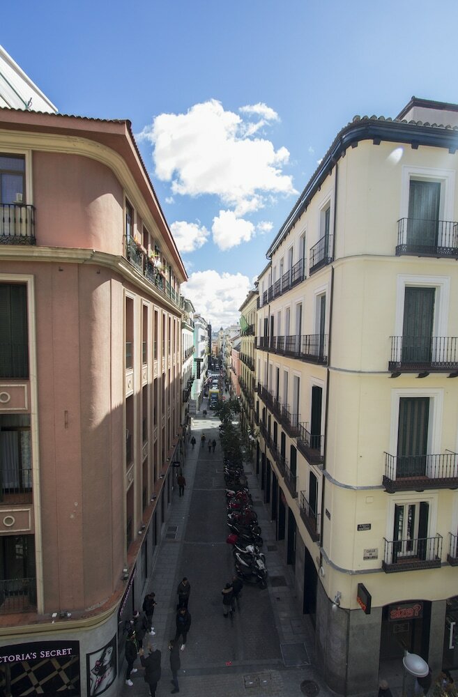 Фото Hostal Los Alpes