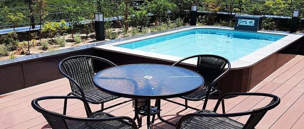 Фото Suntree Hotel