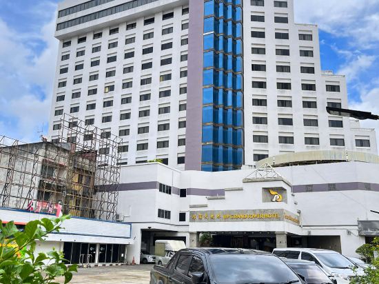 Фото BP Grand Tower Hotel