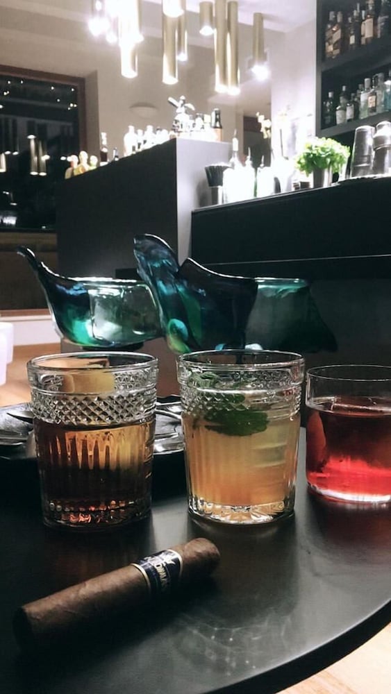 Фото Bacã Suites Restaurant & Bar