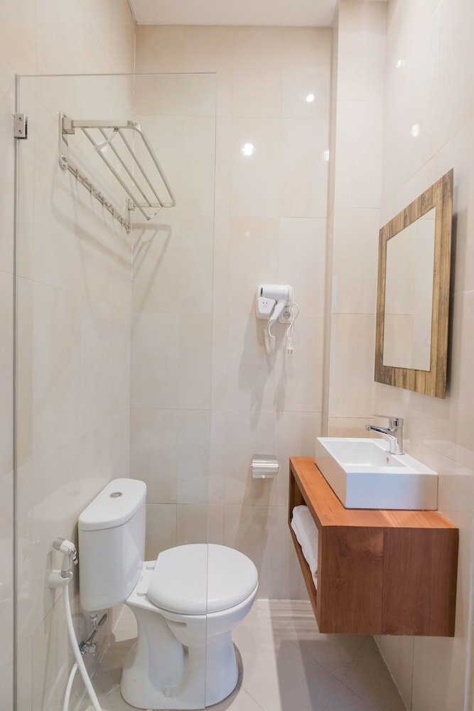 Фото Caroline Guest House