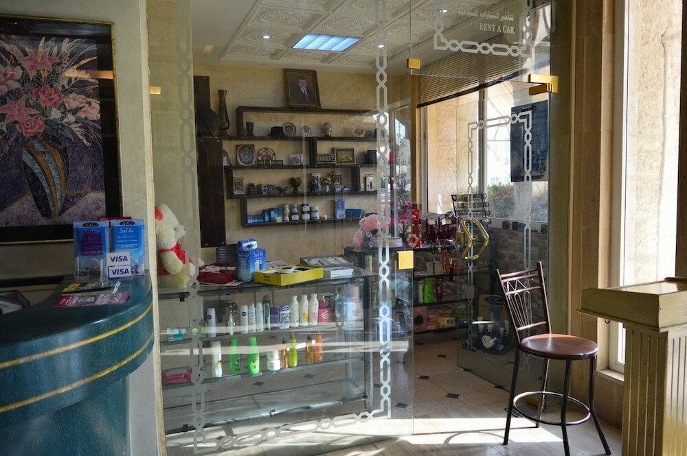 Фото Abjar Hotel