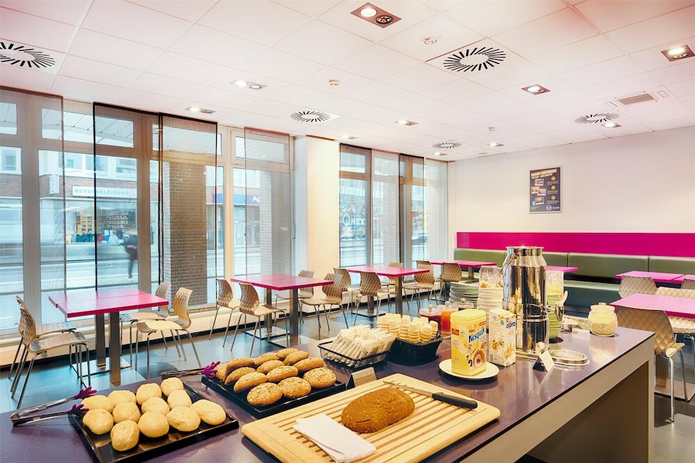 Фото B&b Hotel Bremen-Altstadt