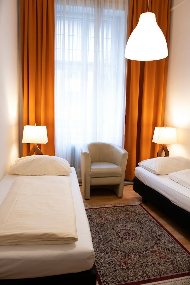 Фото Pension Hotel Mariahilf