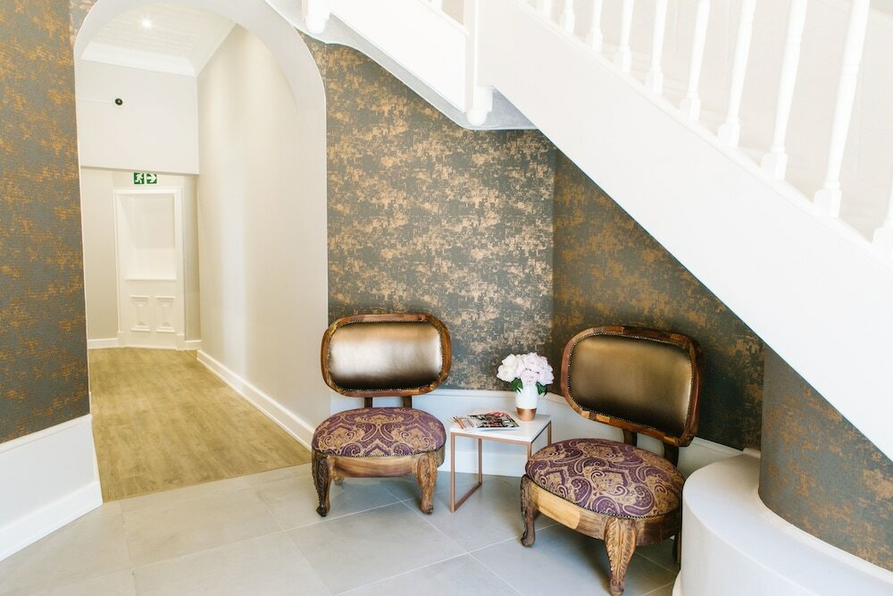 Фото 30 on Whites Guesthouse