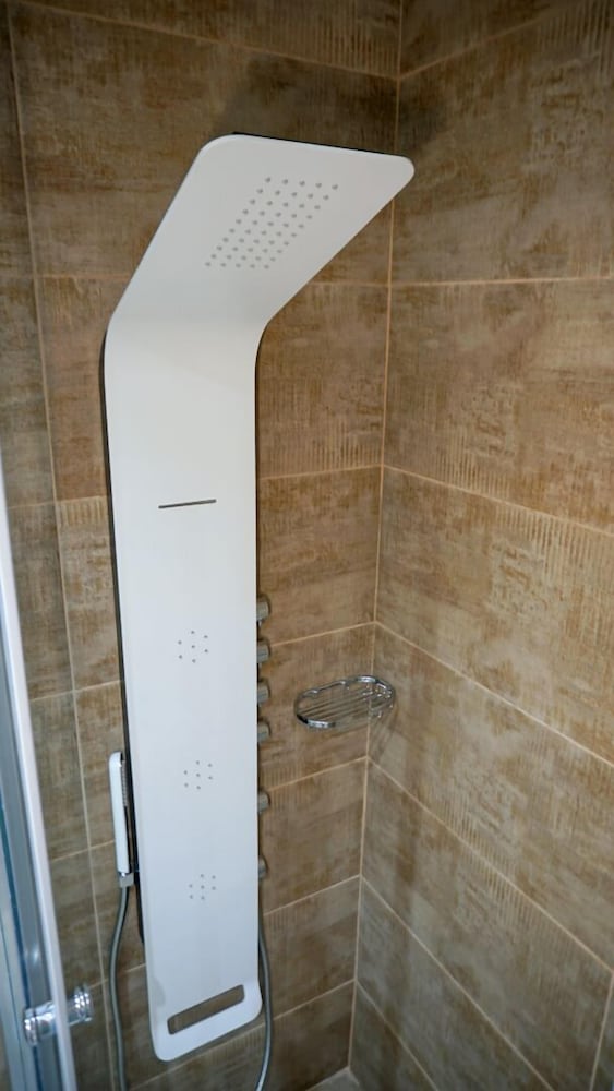 Фото Отель Agnes Deluxe