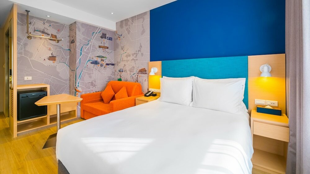 Фото Holiday Inn Express Taichung Fengchia, an Ihg Hotel