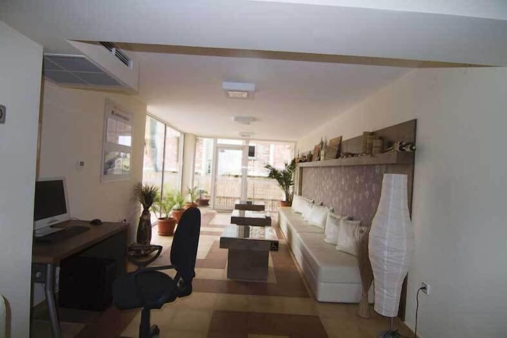 Фото Отель Tropics