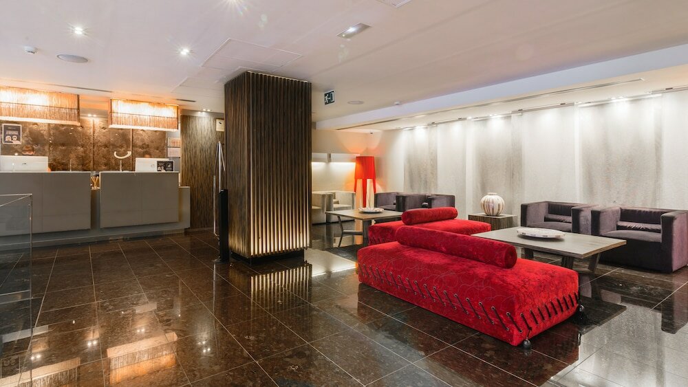 Фото Grums Barcelona Hotel & SPA