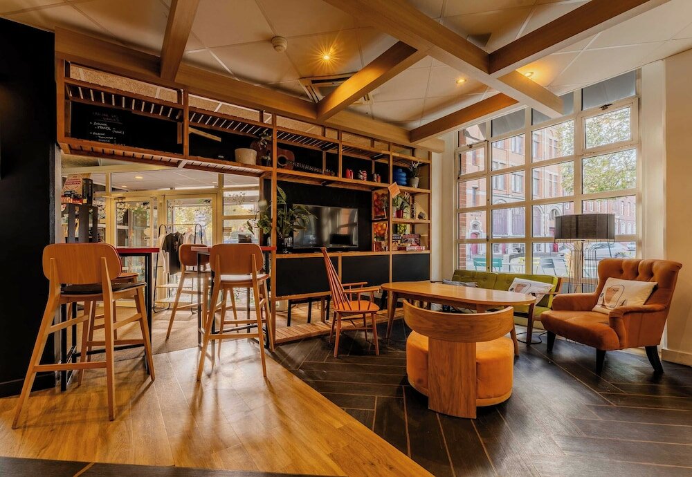 Фото B&B HOTEL Lille Roubaix Centre Grand-Place