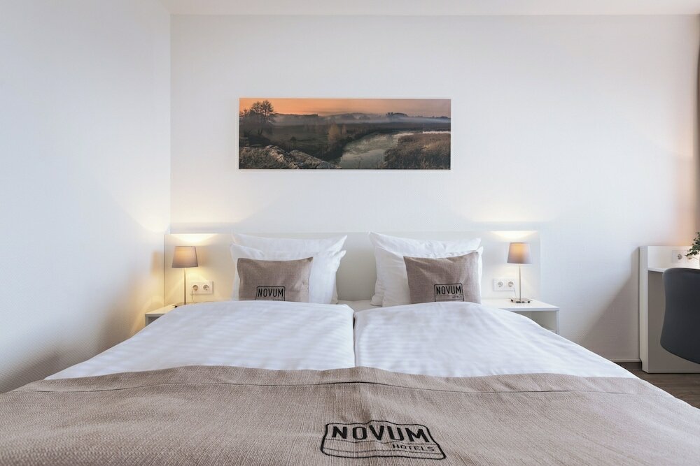 Фото Novum Akademiehotel Kiel