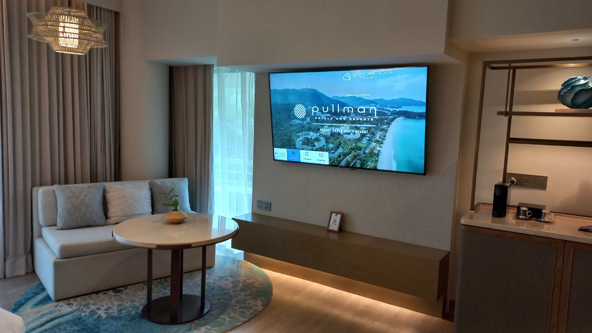 Фото Pullman Phuket Karon Beach Resort
