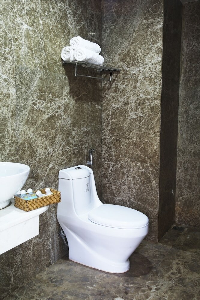 Фото Daystar Hotel