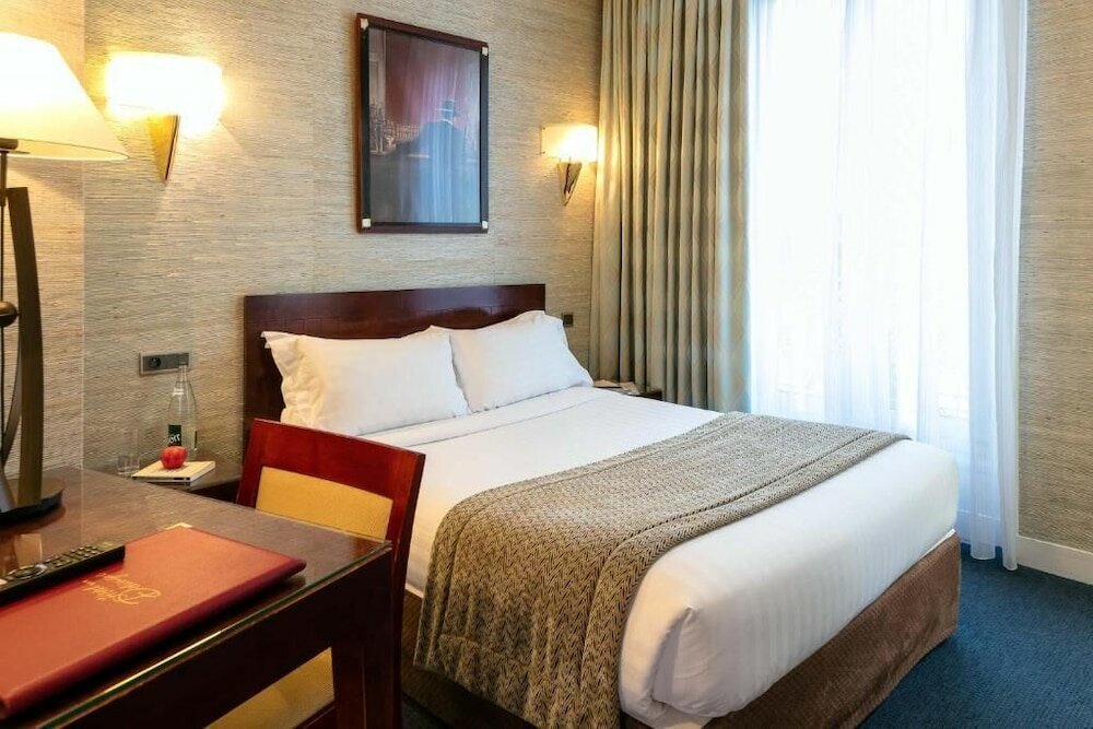 Фото Hotel Delavigne