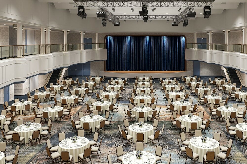 Фото Renaissance Cleveland Hotel