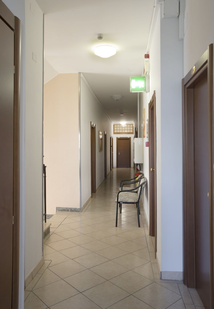 Фото Hotel Penny