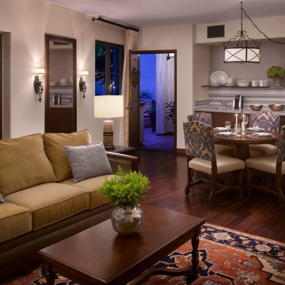 Фото Plaza La Reina