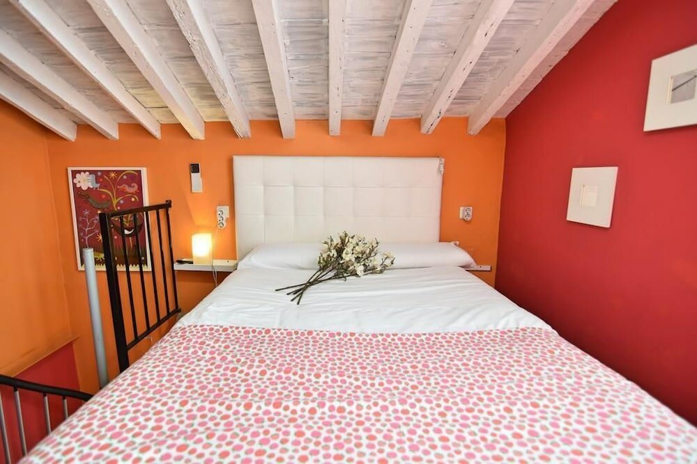 Фото Apartamentos Marqués de la Merced