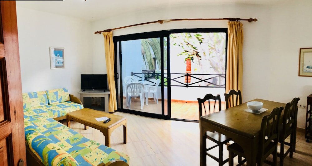 Фото Apartamentos Maribel