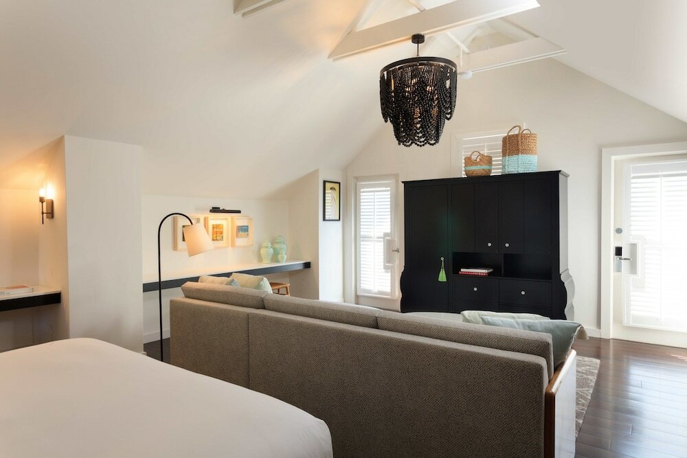 Фото Kimpton Winslow's Bungalows, an Ihg Hotel