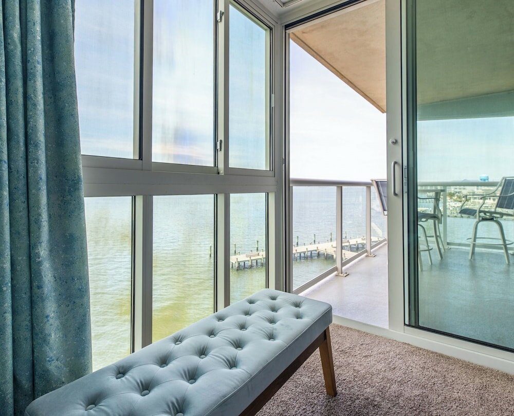 Фото Bay Club Resort by Coolvacay