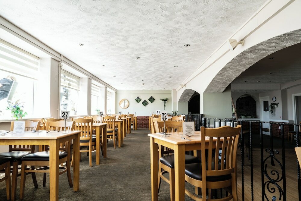 Фото The Craig-Y-Don Hotel