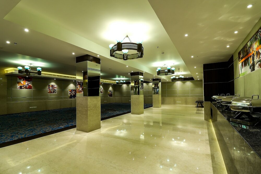 Фото Hotel Piccadily Raipur