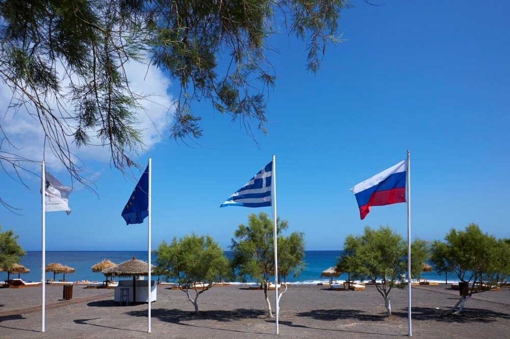 Фото Black Rose Suites