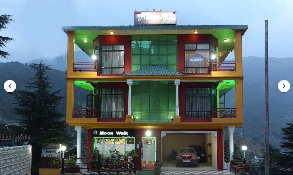 Фото Moon Walk Residency