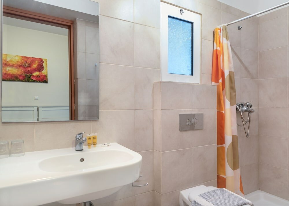 Фото International Hotel