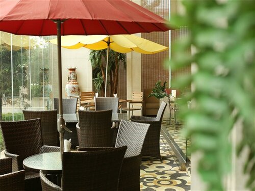 Гостиница Qingdao Kuaitong International Hotel в Циндао
