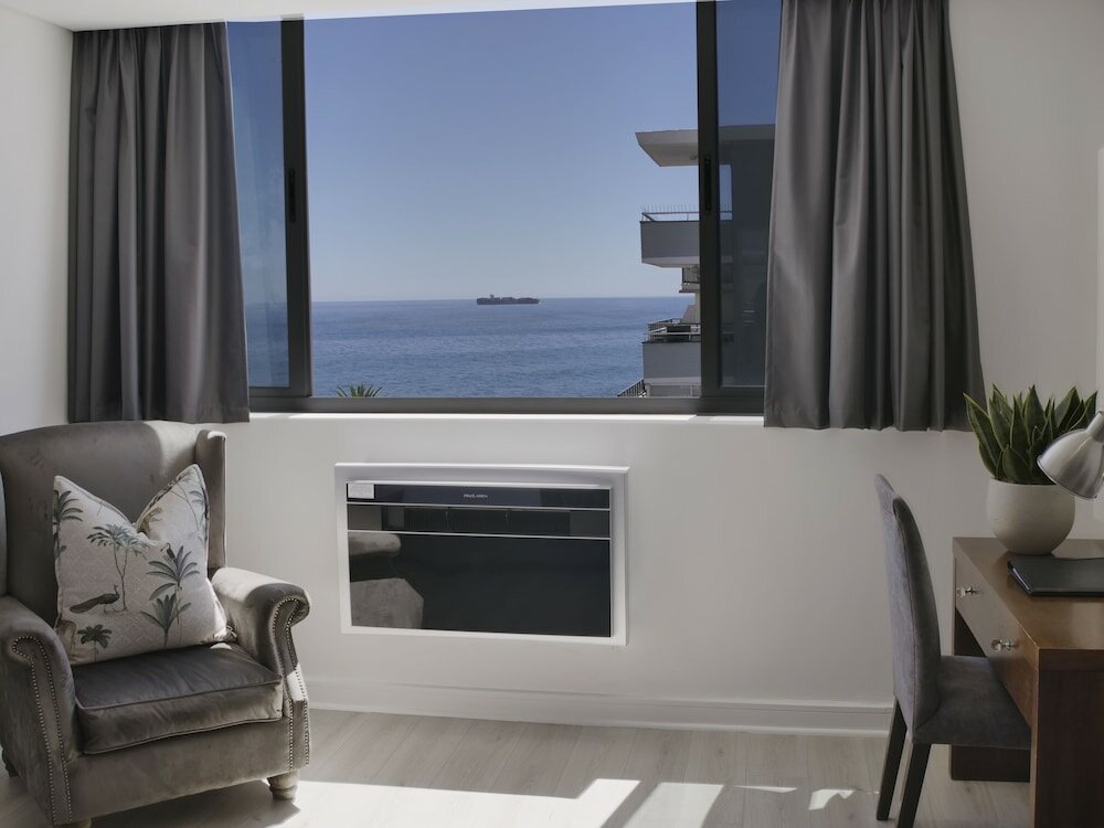 Фото Newkings Boutique Hotel