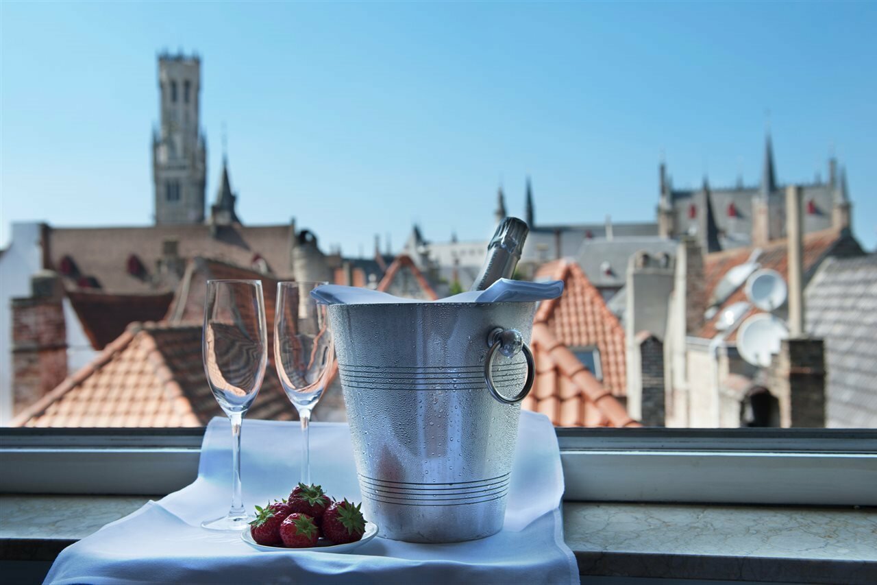 Фото The Pand Hotel