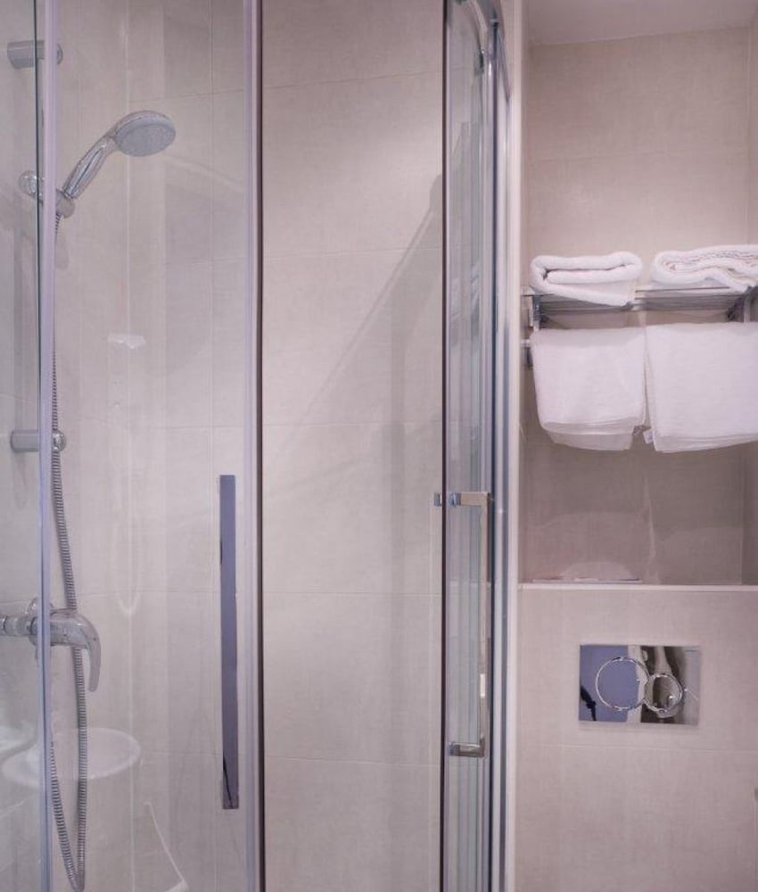 Фото Hotel Le Compostelle