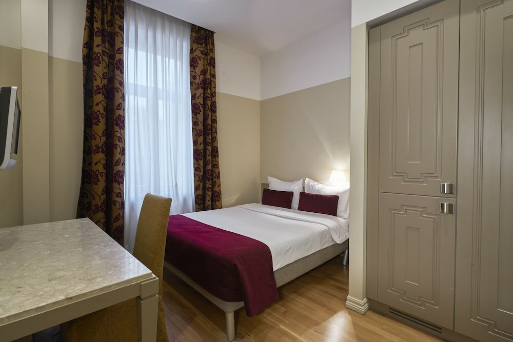 Фото Отель Опера