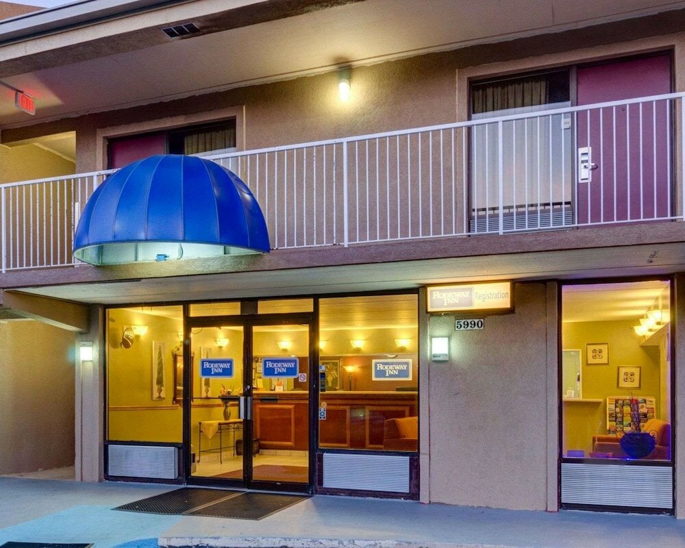 Фото Rodeway Inn Norcross