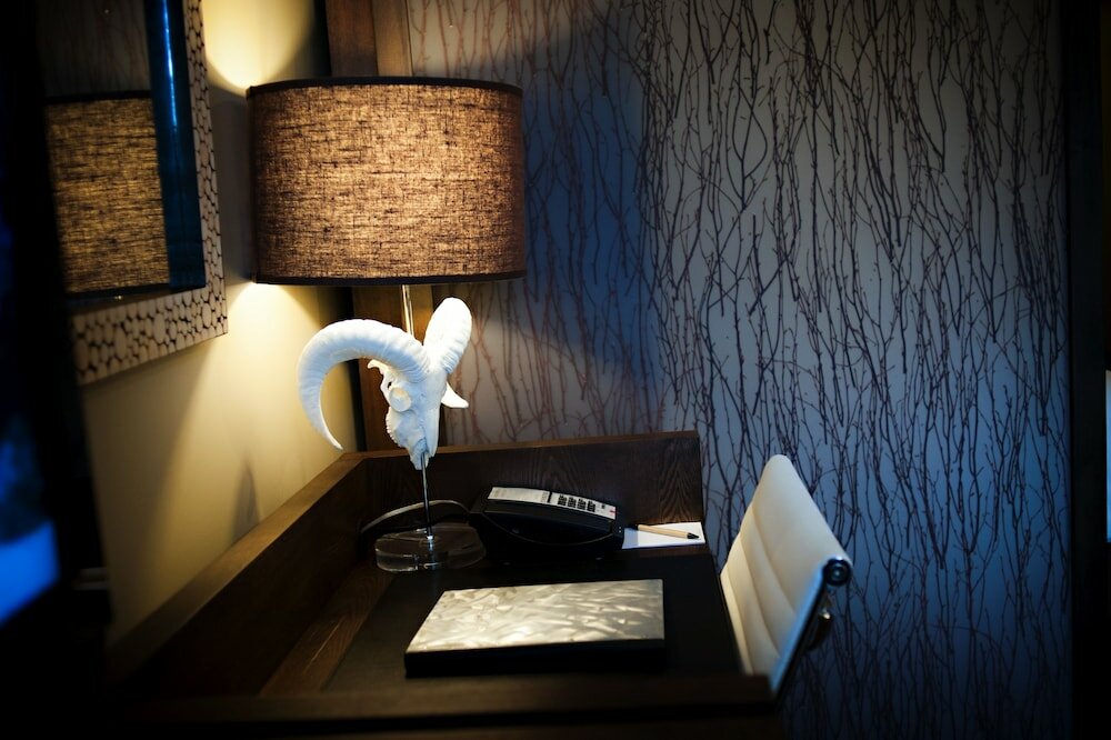 Фото The Oxford Hotel Bend