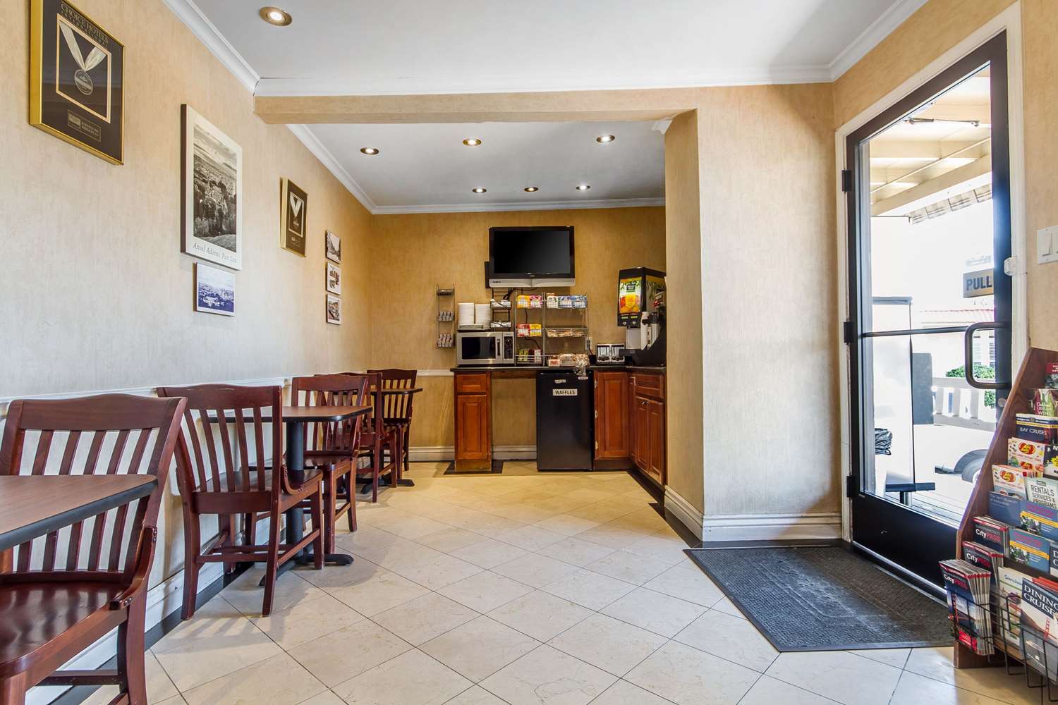 Фото Rodeway Inn Berkeley