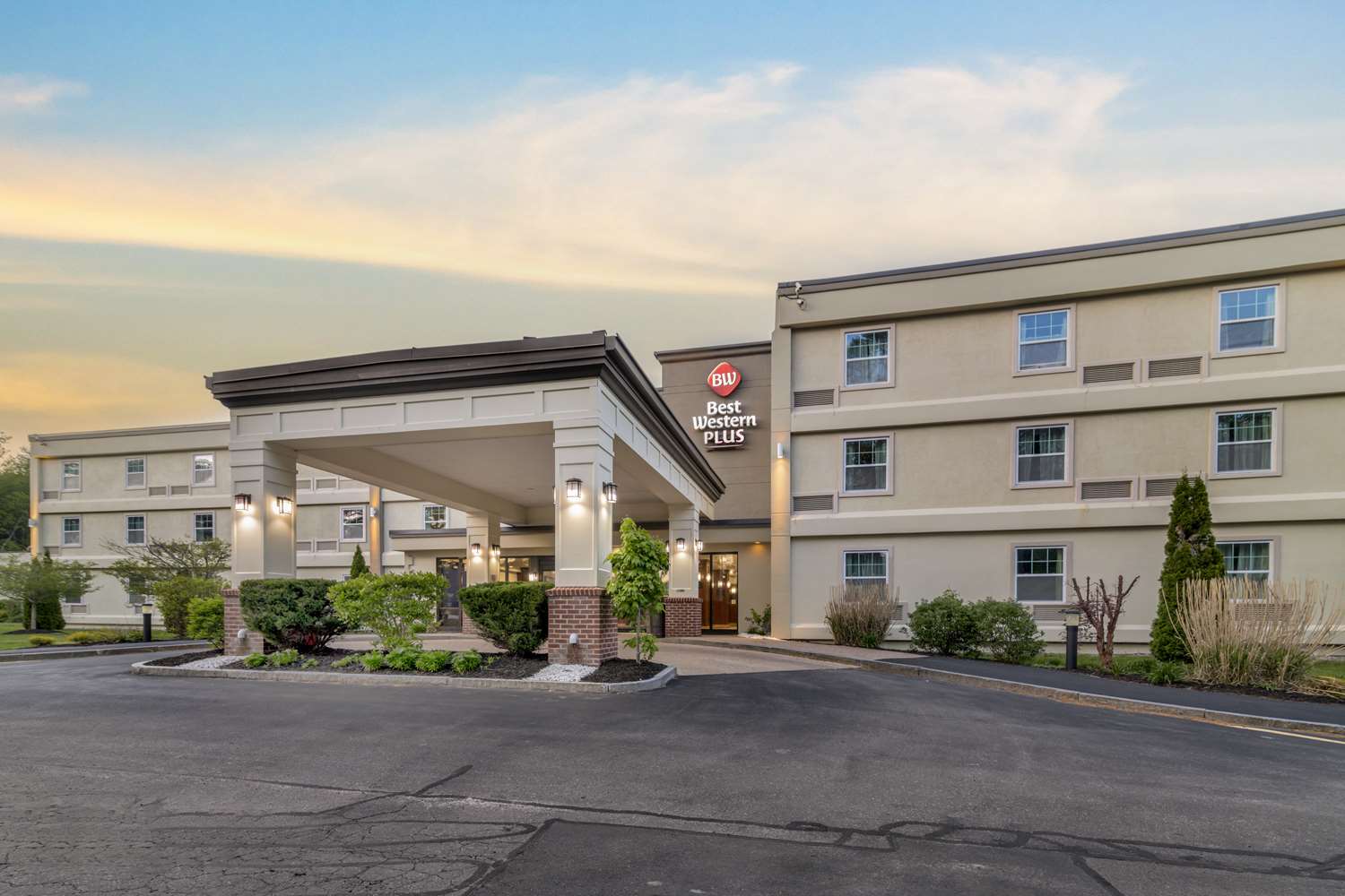 Фото Best Western Plus Brunswick Bath