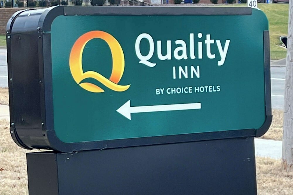 Фото Quality Inn I-70 at Wanamaker