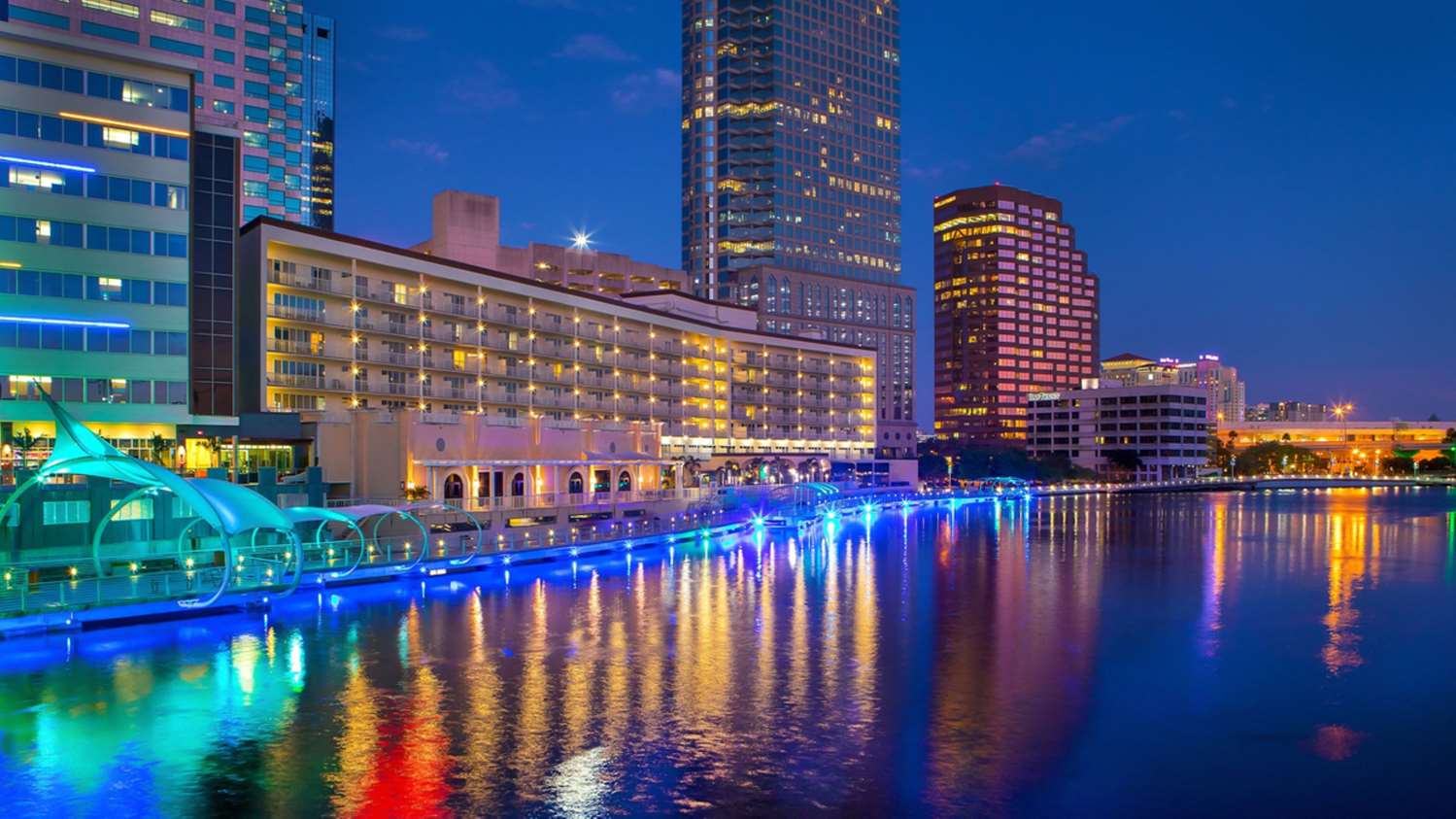 Фото Hotel Tampa Riverwalk