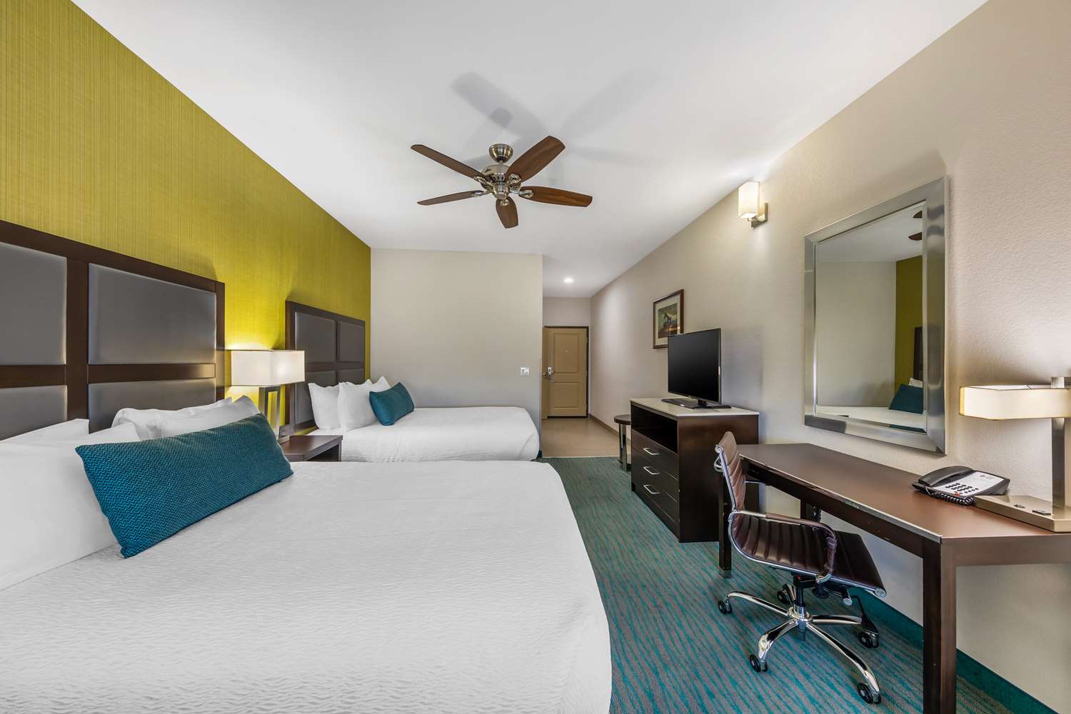 Фото Best Western Plus Taft Inn