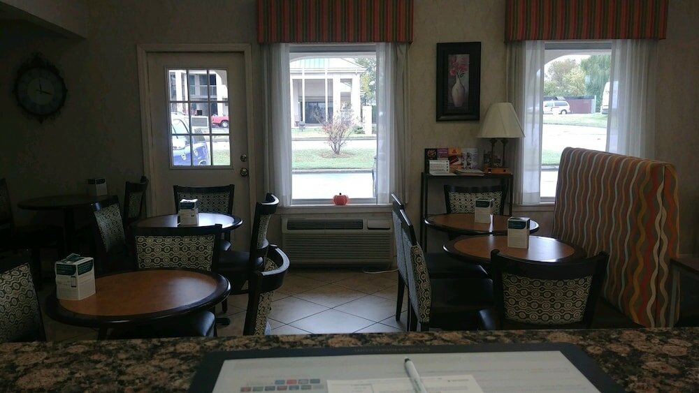 Фото Quality Inn & Suites Covington