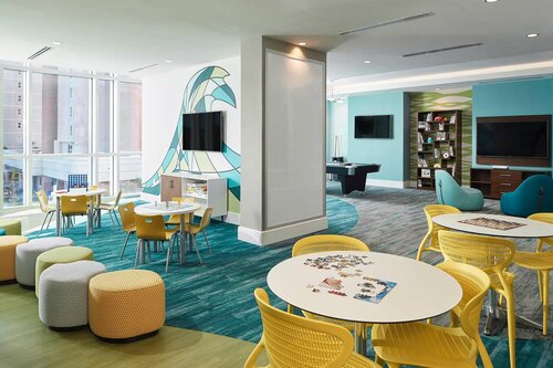 Гостиница Hilton Grand Vacations Club Ocean Enclave Myrtle Beach в Миртл-Бич