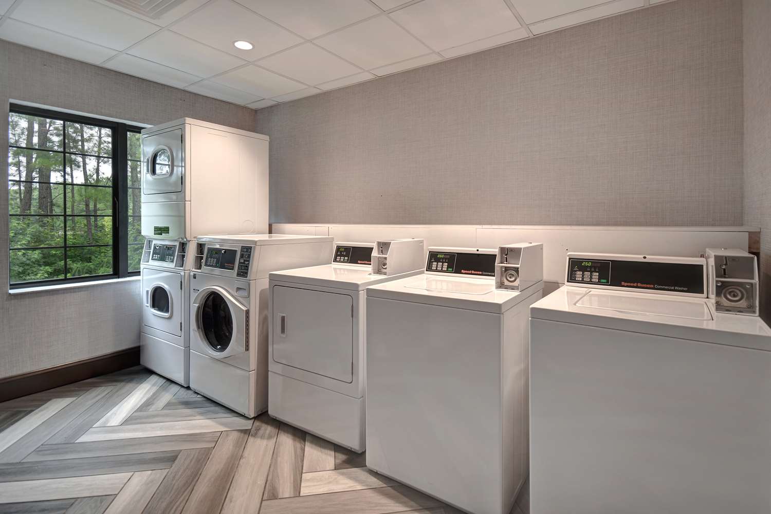 Фото Homewood Suites by Hilton Yorktown Newport News