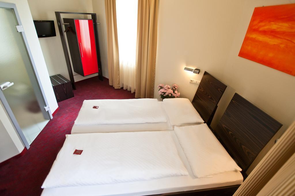 Фото Hotel Speyer am Technik Museum