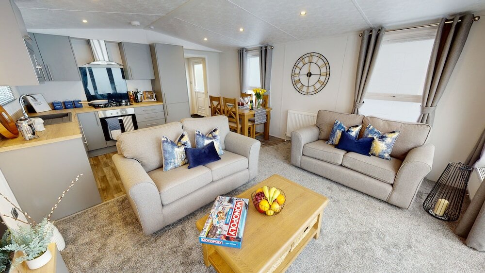 Фото The Brackenborough Hotel