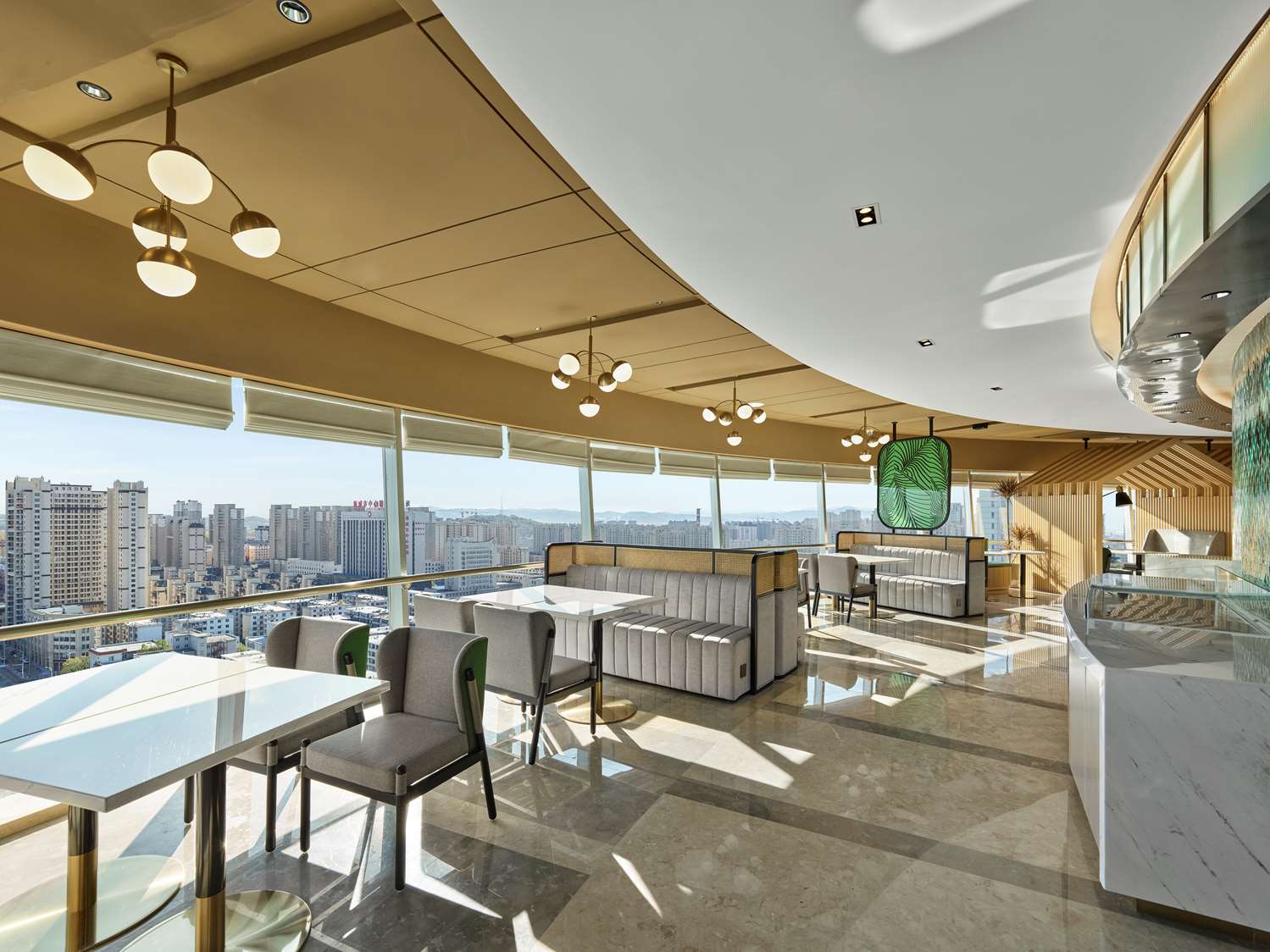 Фото Hilton Garden Inn Anshan Haicheng