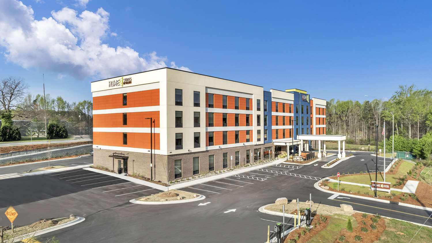Фото Home2 Suites by Hilton Raleigh State Arena