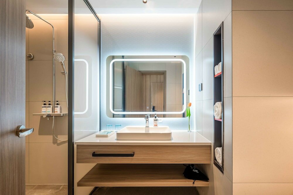 Фото Holiday Inn Express Hangzhou Airport by IHG